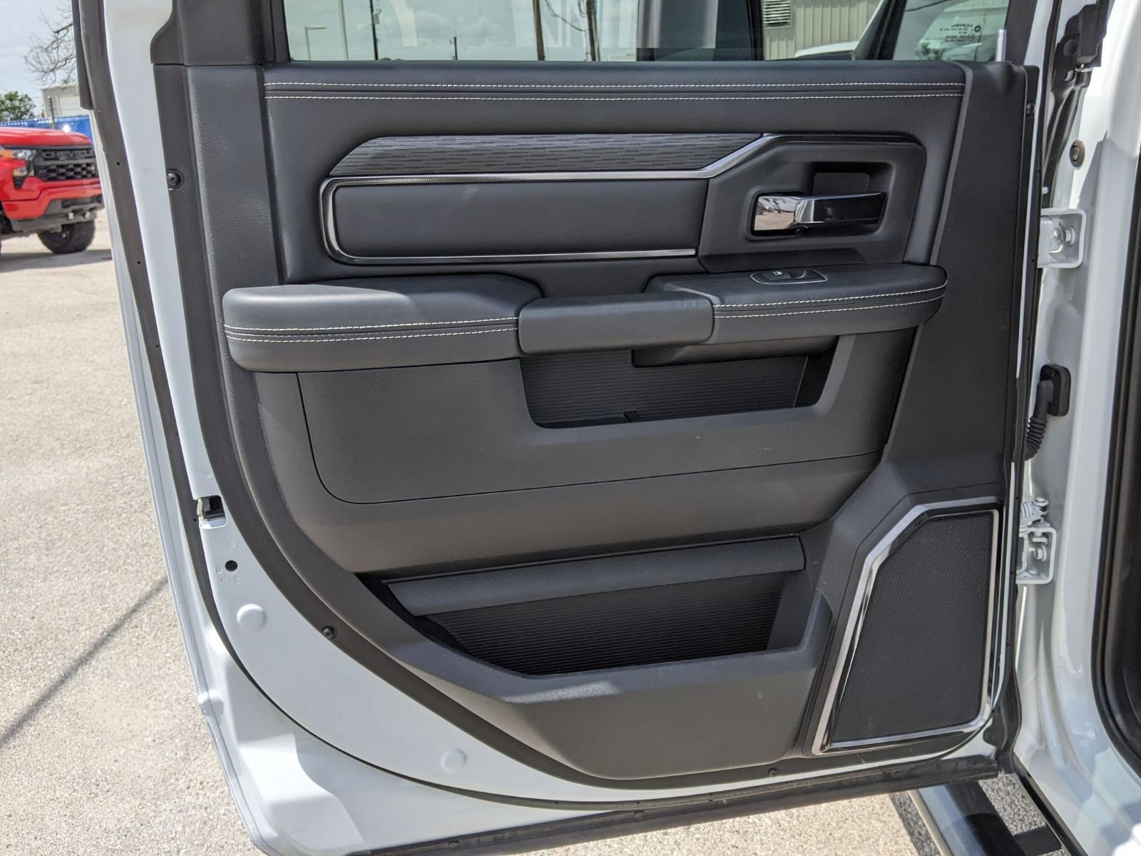 2023 Ram 2500 Vehicle Photo in Seguin, TX 78155
