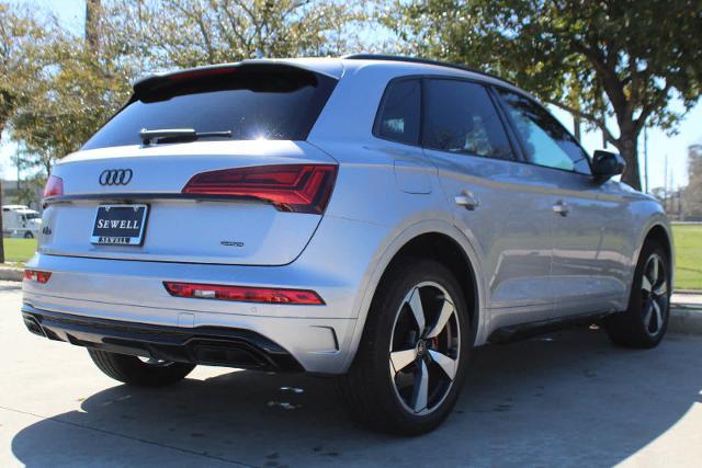 2024 Audi Q5 Vehicle Photo in HOUSTON, TX 77090