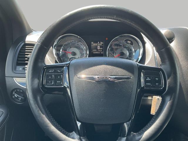 2016 Chrysler Town & Country Vehicle Photo in Kaukauna, WI 54130