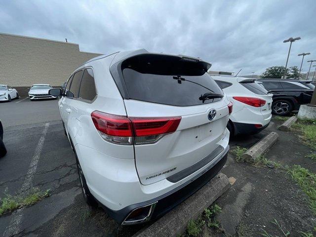 2018 Toyota Highlander Vehicle Photo in Philadelphia, PA 19116