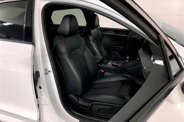 2024 Kia K5 Vehicle Photo in INDEPENDENCE, MO 64055-1314