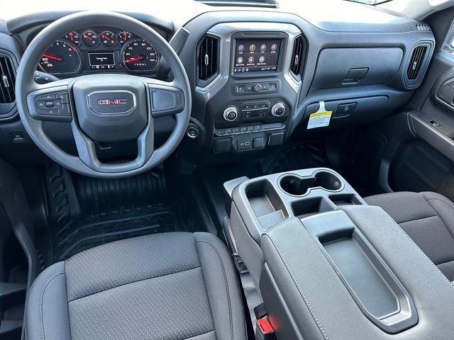 2024 GMC Sierra 1500 Vehicle Photo in LOWELL, MA 01852-4336