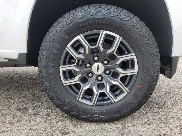 2024 Chevrolet Colorado Vehicle Photo in NEW ALEXANDRIA, PA 15670-3004
