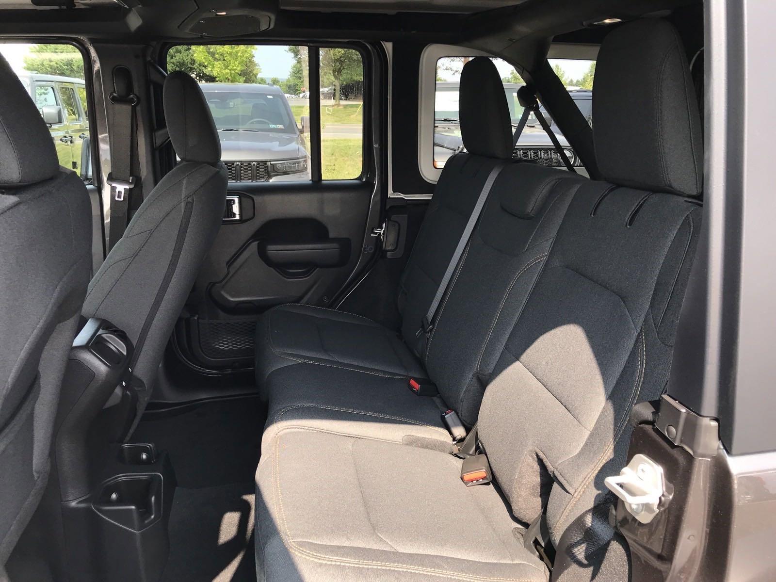 2024 Jeep Wrangler Vehicle Photo in Mechanicsburg, PA 17050-1707