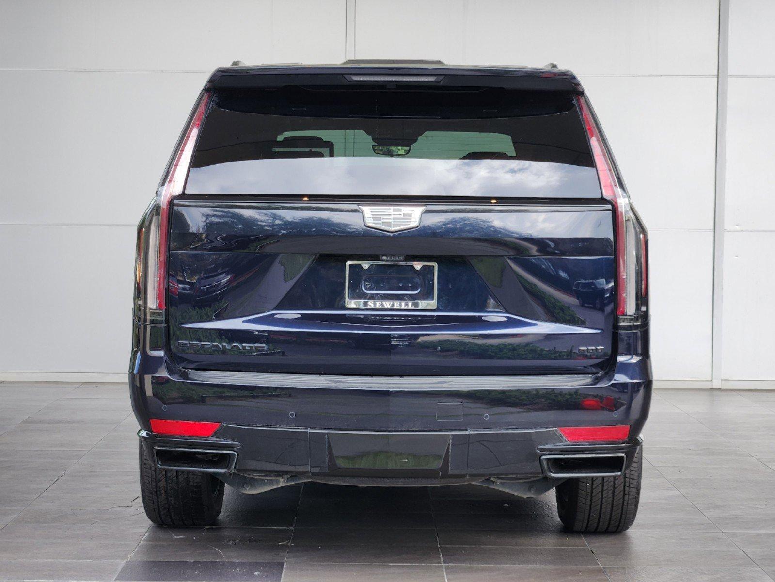 2024 Cadillac Escalade Vehicle Photo in HOUSTON, TX 77079-1502