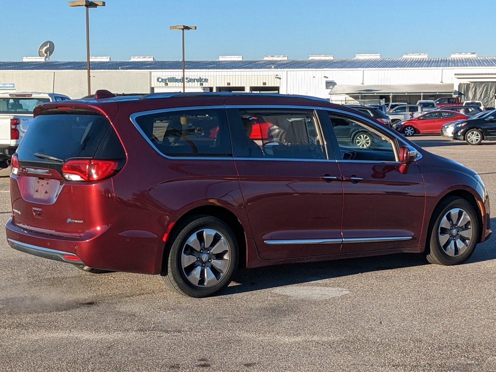 2017 Chrysler Pacifica Vehicle Photo in ORLANDO, FL 32808-7998