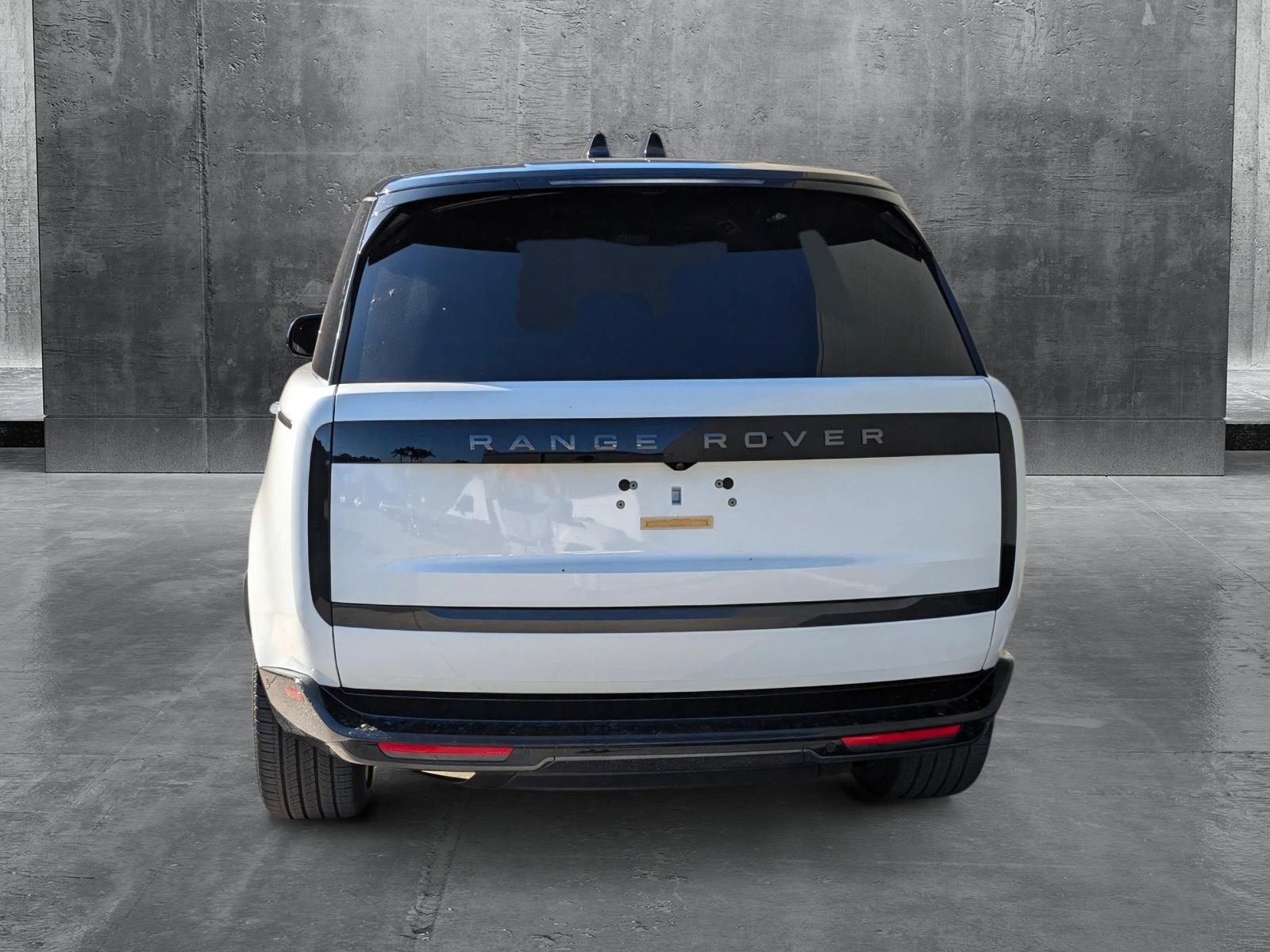 2025 Land Rover Range Rover Vehicle Photo in Pompano Beach, FL 33064