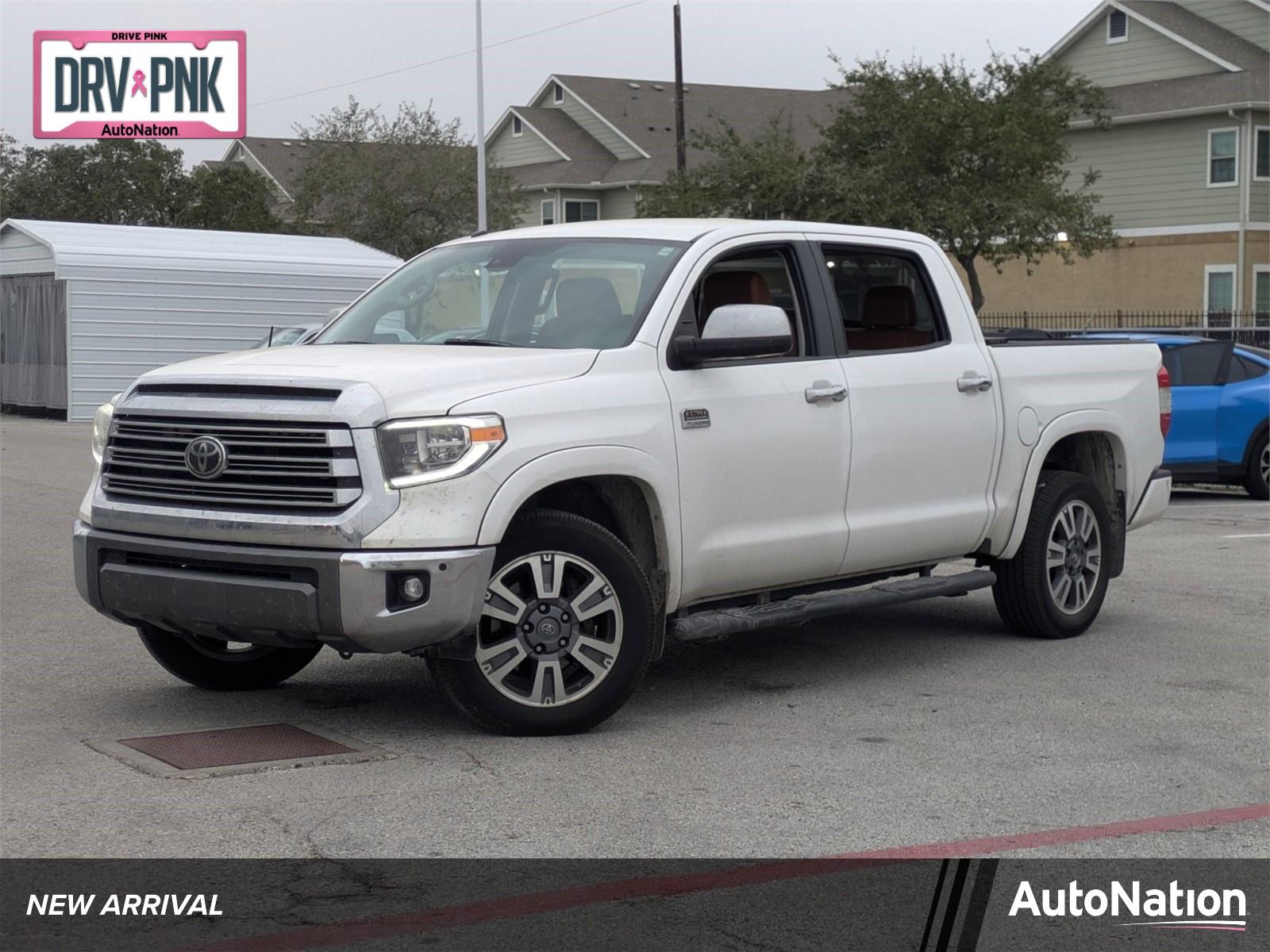 2019 Toyota Tundra 2WD Vehicle Photo in Corpus Christi, TX 78415