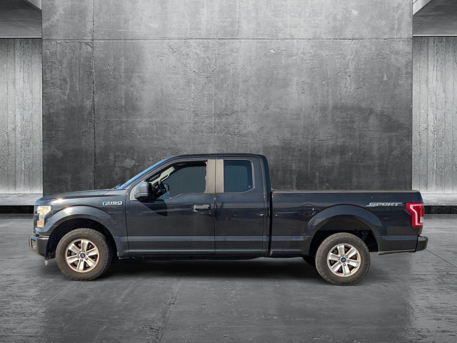 2015 Ford F-150 Vehicle Photo in St. Petersburg, FL 33713