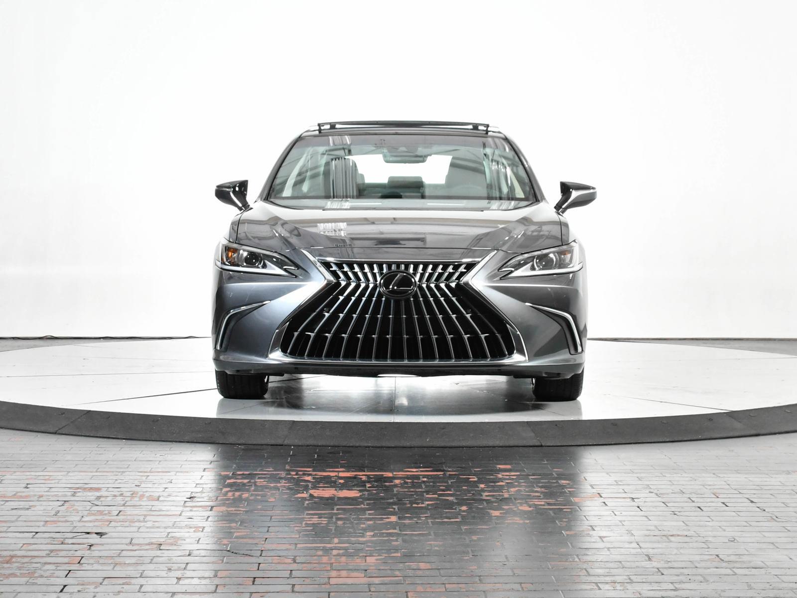 2025 Lexus ES 350 Vehicle Photo in DALLAS, TX 75235