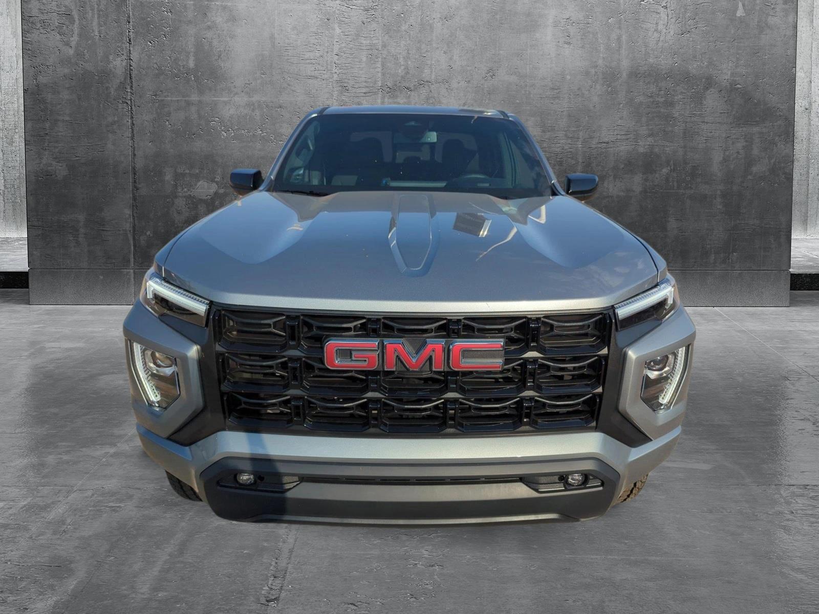 2024 GMC Canyon Vehicle Photo in MEMPHIS, TN 38115-1503