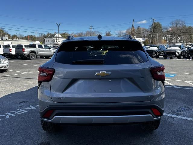 2025 Chevrolet Trax Vehicle Photo in GARDNER, MA 01440-3110