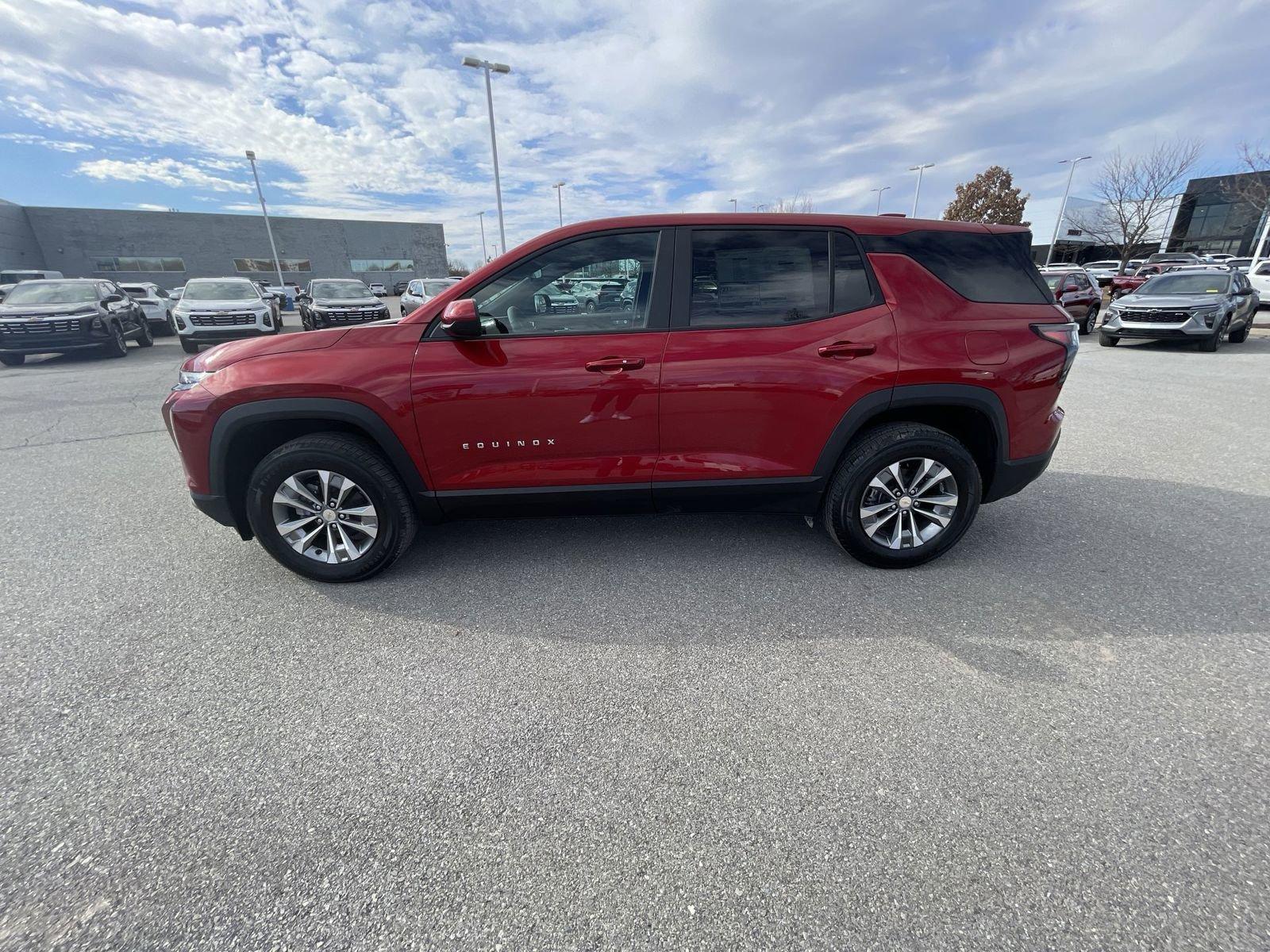 2025 Chevrolet Equinox Vehicle Photo in BENTONVILLE, AR 72712-4322