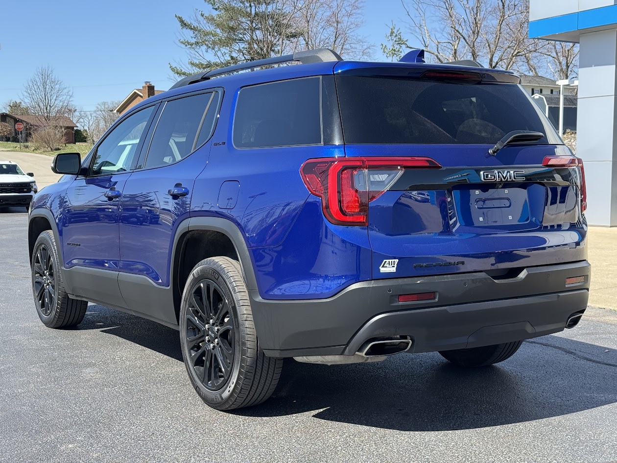 2023 GMC Acadia Vehicle Photo in BOONVILLE, IN 47601-9633