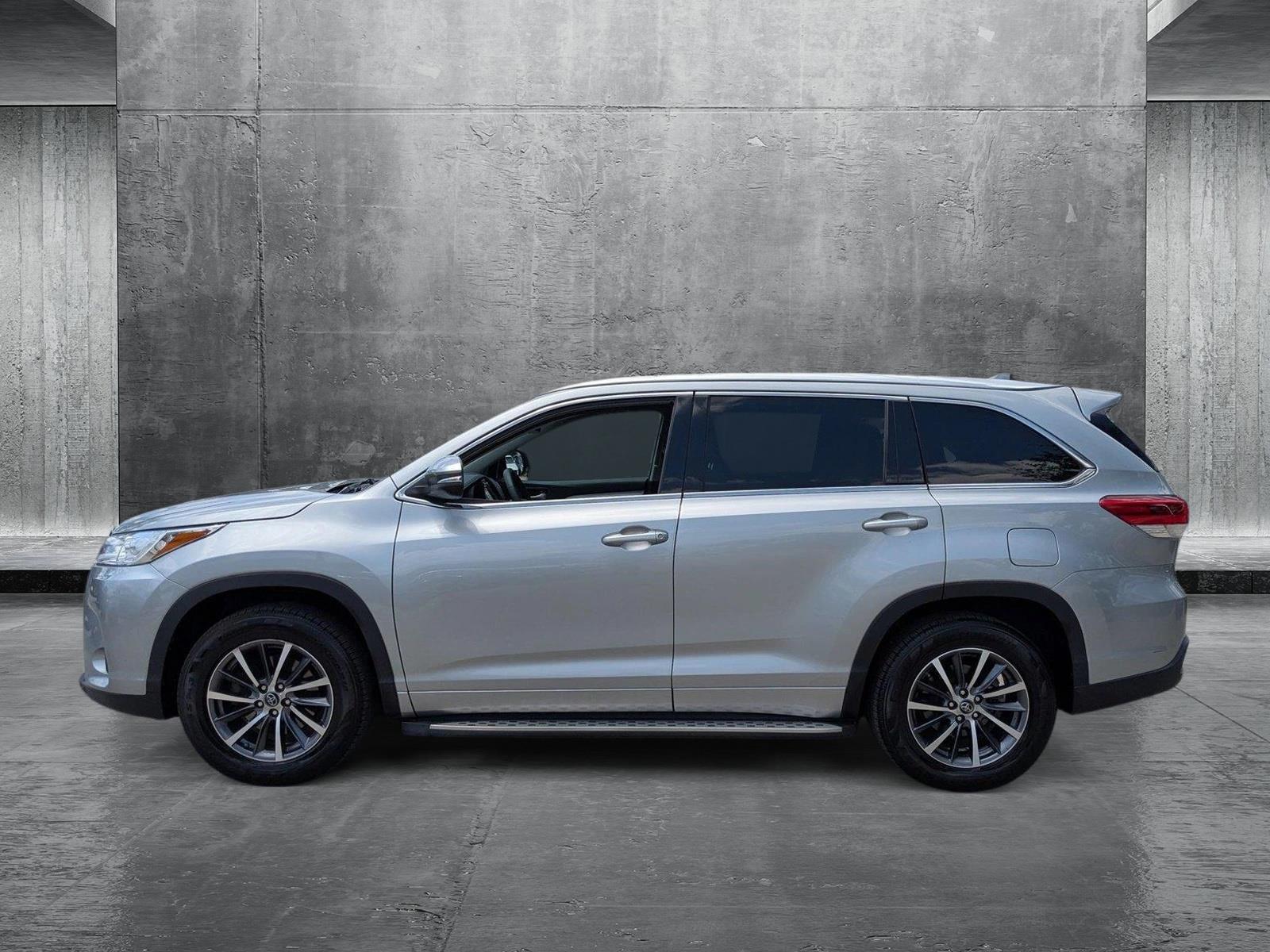 2018 Toyota Highlander Vehicle Photo in Miami, FL 33169