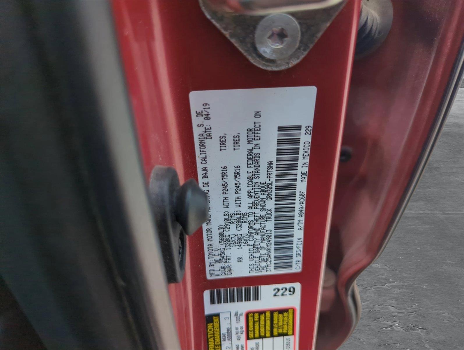 2019 Toyota Tacoma 4WD Vehicle Photo in Pembroke Pines, FL 33027