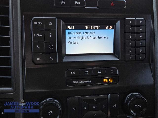 2021 Ford Super Duty F-450 DRW Vehicle Photo in DENTON, TX 76210-9321