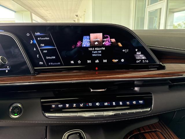 2022 Cadillac Escalade Vehicle Photo in MANHATTAN, KS 66502-5036