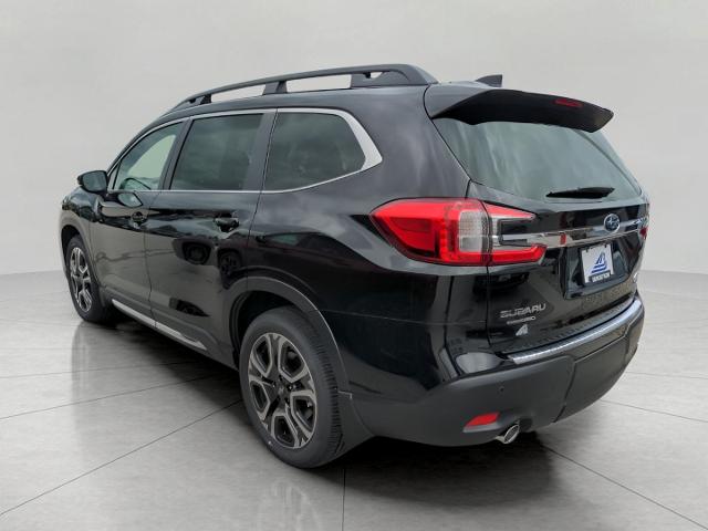 2025 Subaru Ascent Vehicle Photo in Green Bay, WI 54304