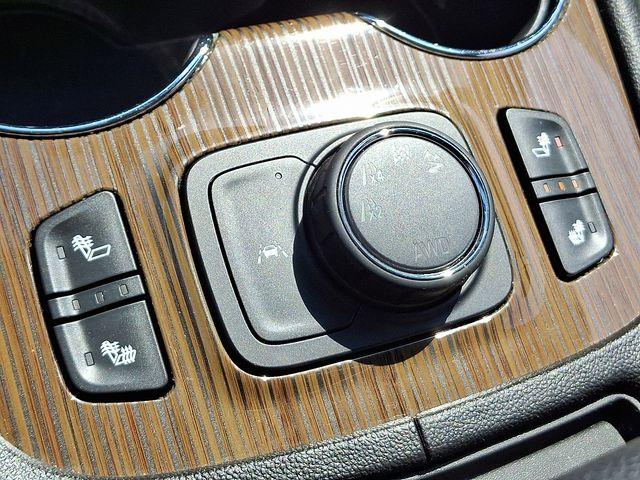 2023 GMC Acadia Vehicle Photo in PAWLING, NY 12564-3219