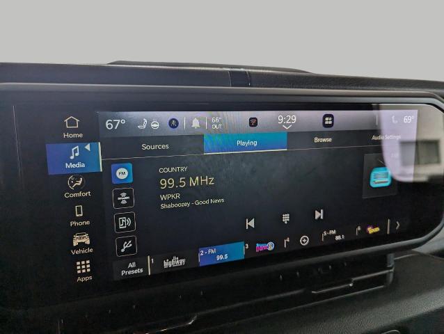 2025 Jeep Wrangler Vehicle Photo in Oshkosh, WI 54901