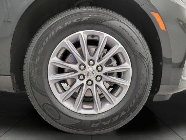 2024 Buick Enclave Vehicle Photo in NEENAH, WI 54956-2243