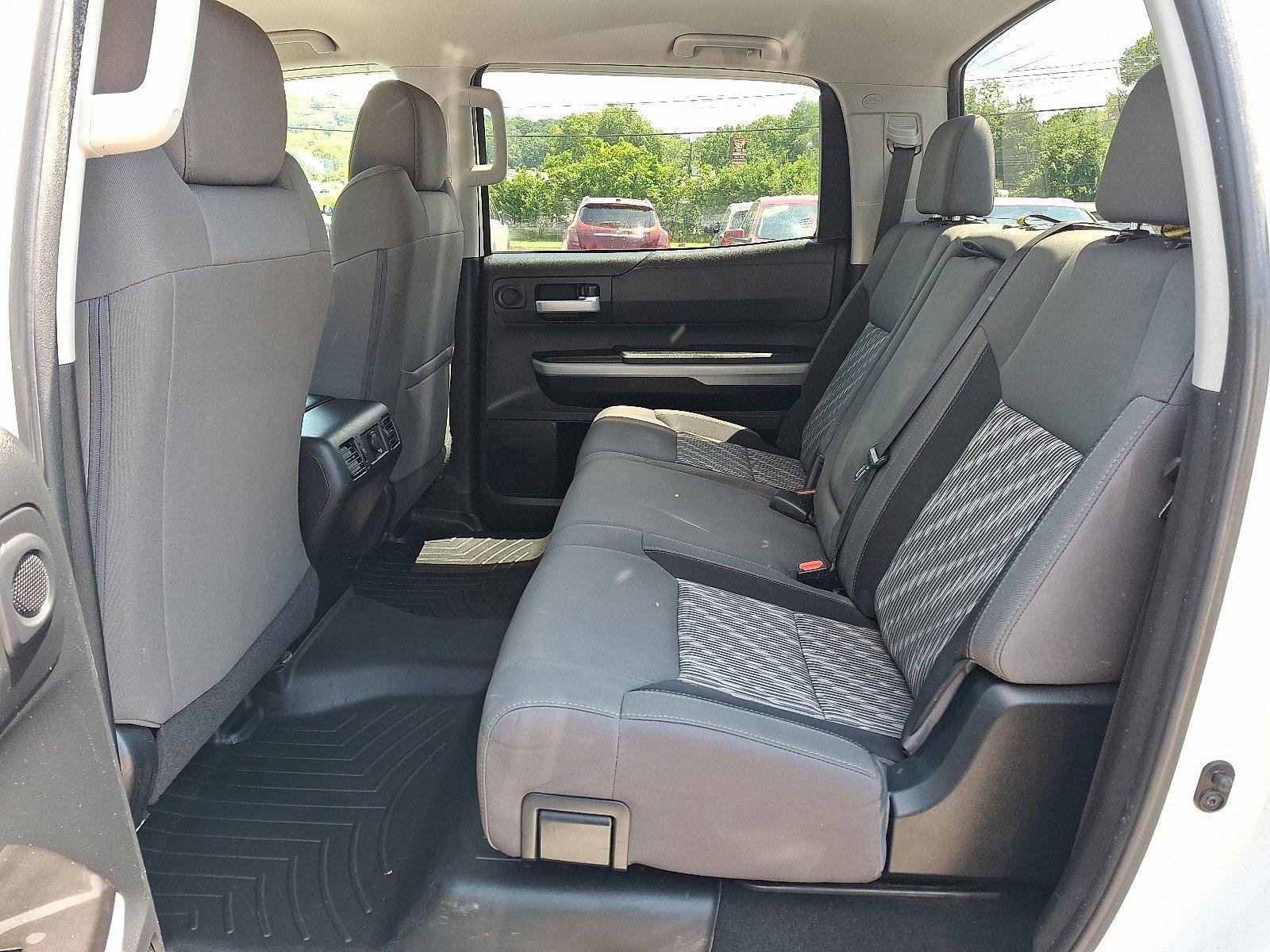 2018 Toyota Tundra 4WD Vehicle Photo in BETHLEHEM, PA 18017-9401