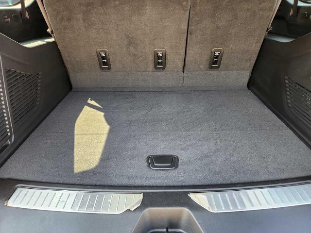 2023 Chevrolet Suburban Vehicle Photo in DENTON, TX 76210-9321