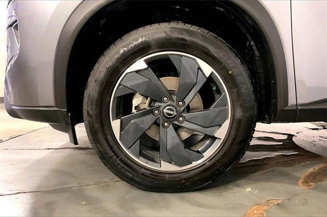 2024 Nissan Rogue Vehicle Photo in KANSAS CITY, MO 64114-4502