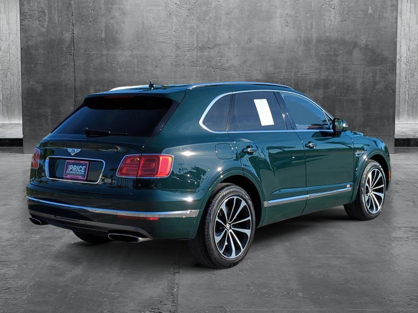 2017 Bentley Bentayga Vehicle Photo in Margate, FL 33063