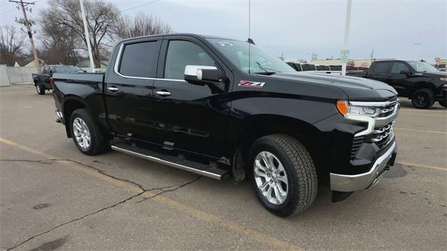 Used 2022 Chevrolet Silverado 1500 LTZ with VIN 1GCUDGED9NZ507217 for sale in Saint Cloud, Minnesota