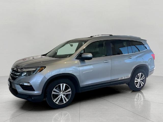 2018 Honda Pilot Vehicle Photo in Appleton, WI 54914