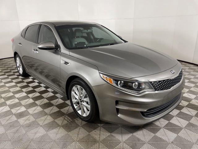 2016 Kia Optima Vehicle Photo in PHOENIX, AZ 85014-3381