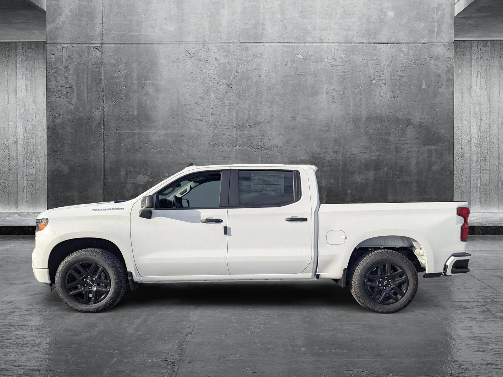 2025 Chevrolet Silverado 1500 Vehicle Photo in PEMBROKE PINES, FL 33024-6534