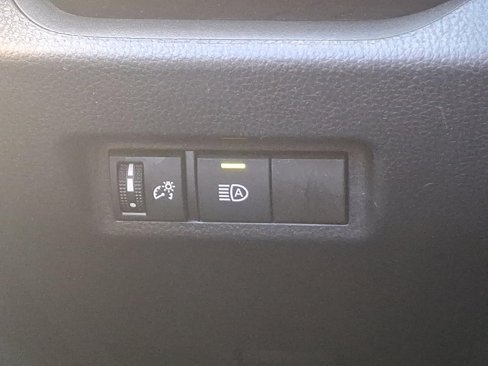 2022 Toyota RAV4 Vehicle Photo in Trevose, PA 19053