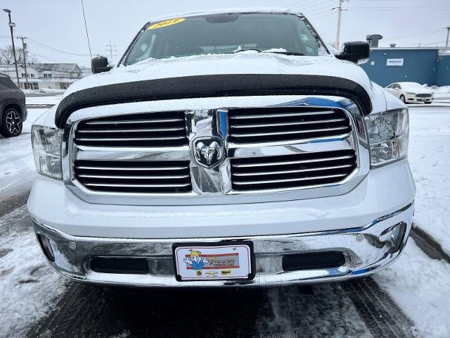 2019 Ram 1500 Classic Vehicle Photo in MASSENA, NY 13662-2255