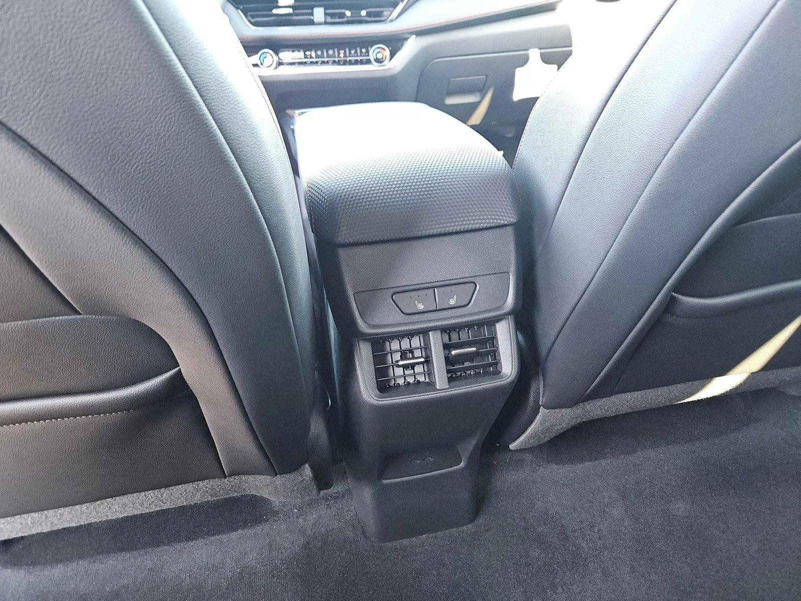 2025 Chevrolet Equinox Vehicle Photo in MESA, AZ 85206-4395