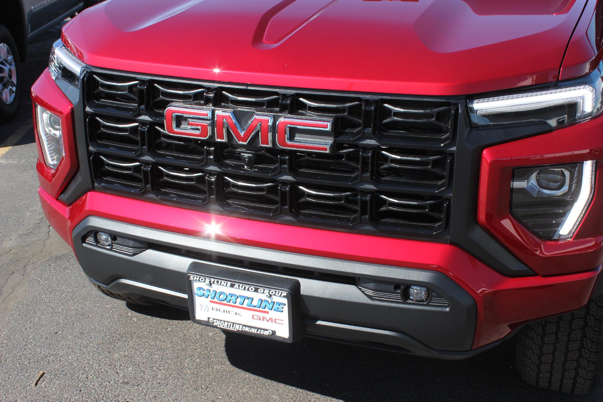 2025 GMC Canyon Vehicle Photo in AURORA, CO 80012-4011