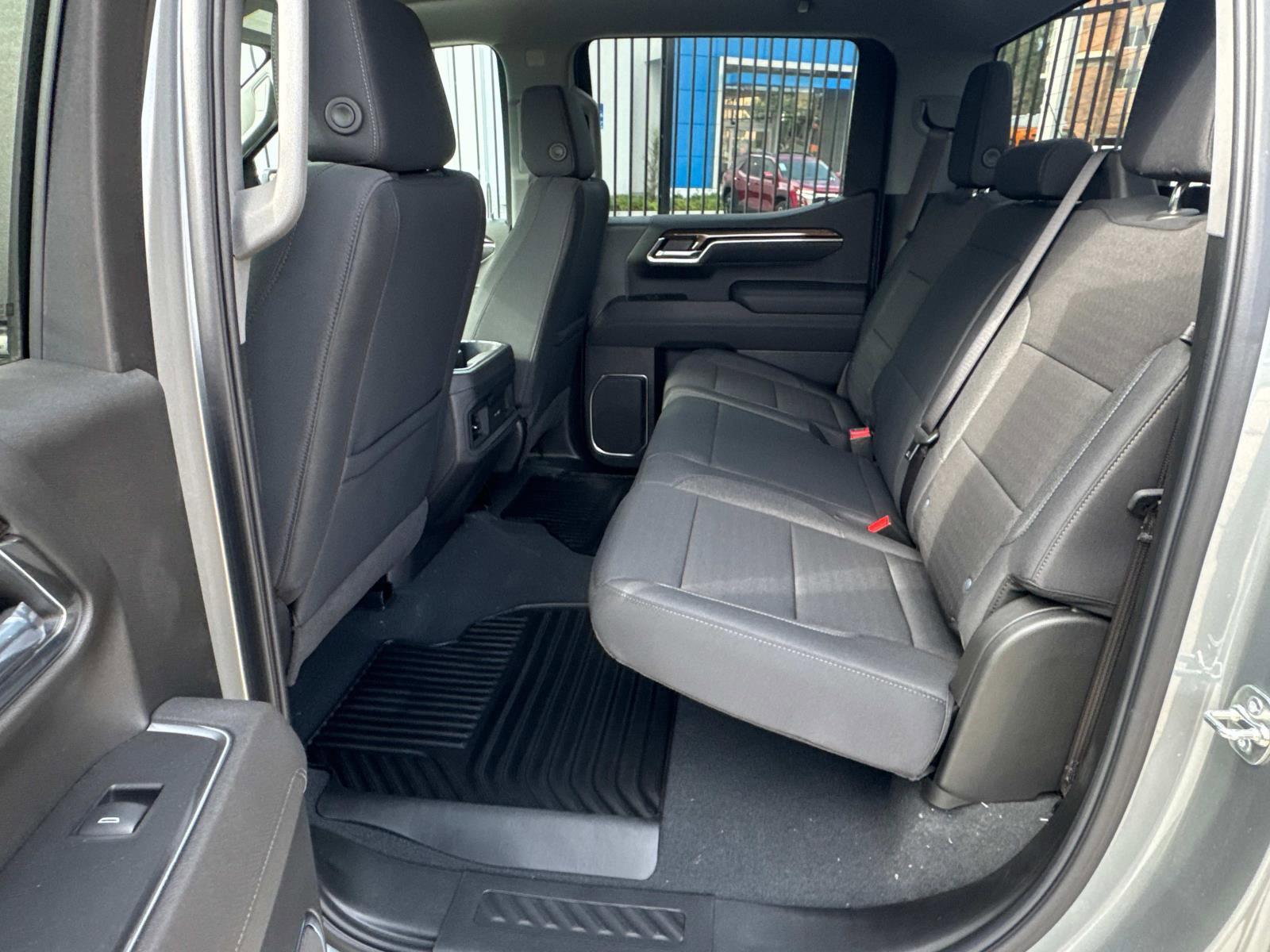 2025 Chevrolet Silverado 1500 Vehicle Photo in LOS ANGELES, CA 90007-3794