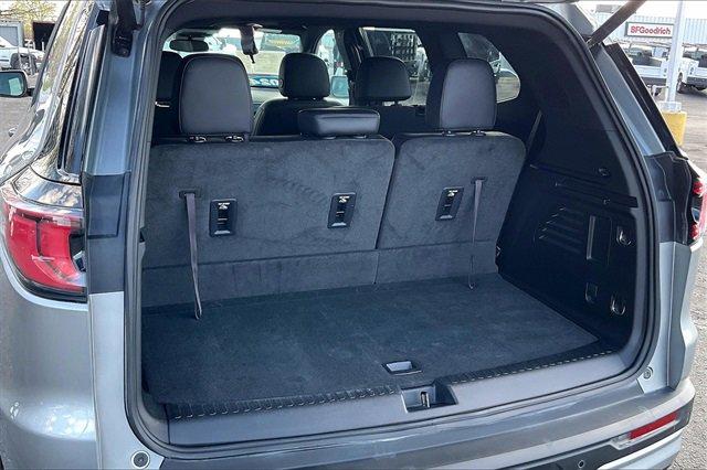 2024 GMC Acadia Vehicle Photo in INDEPENDENCE, MO 64055-1314