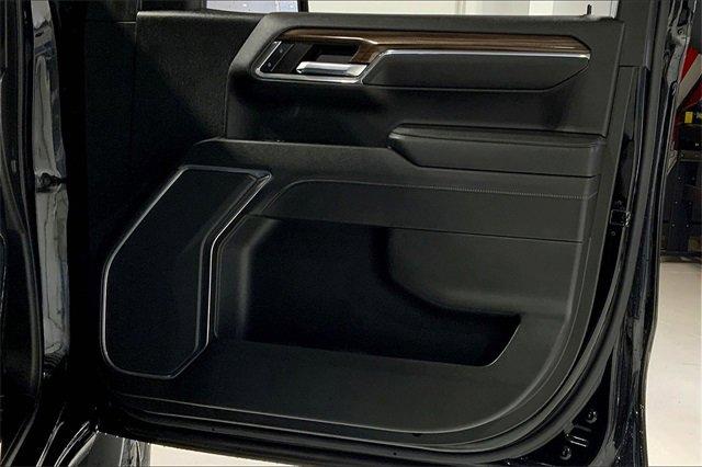 2023 Chevrolet Silverado 1500 Vehicle Photo in TOPEKA, KS 66609-0000