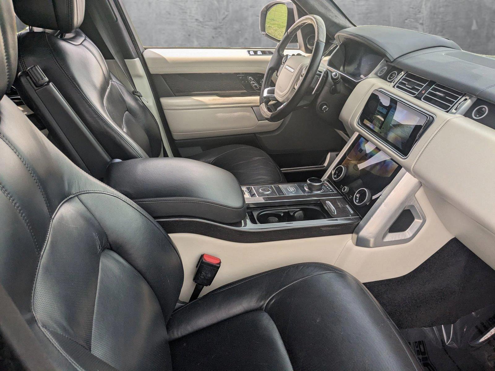 2019 Land Rover Range Rover Vehicle Photo in Cockeysville, MD 21030