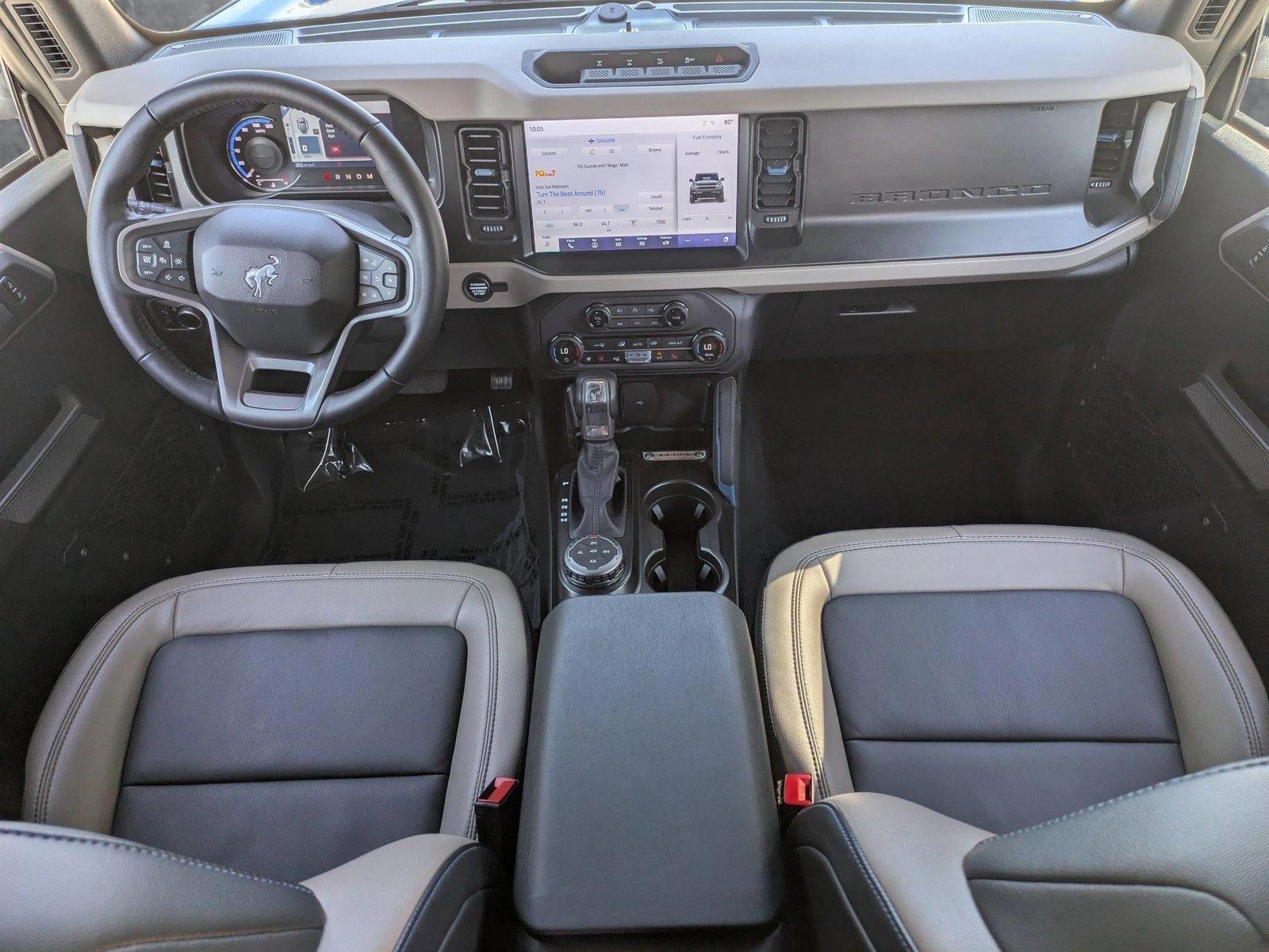2023 Ford Bronco Vehicle Photo in Sarasota, FL 34231