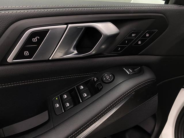 2022 BMW X5 xDrive40i Vehicle Photo in Appleton, WI 54913