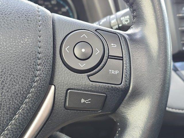 2017 Toyota RAV4 Hybrid Vehicle Photo in Pleasant Hills, PA 15236