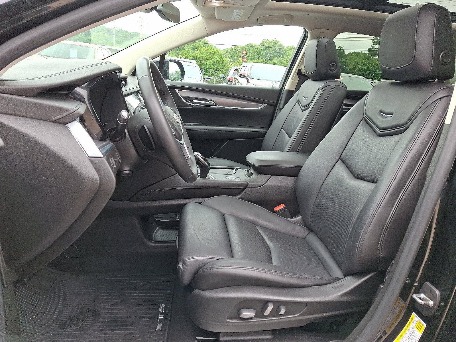 2017 Cadillac XT5 Vehicle Photo in BETHLEHEM, PA 18017-9401