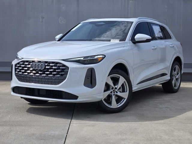 2025 Audi Q5 Vehicle Photo in SUGAR LAND, TX 77478