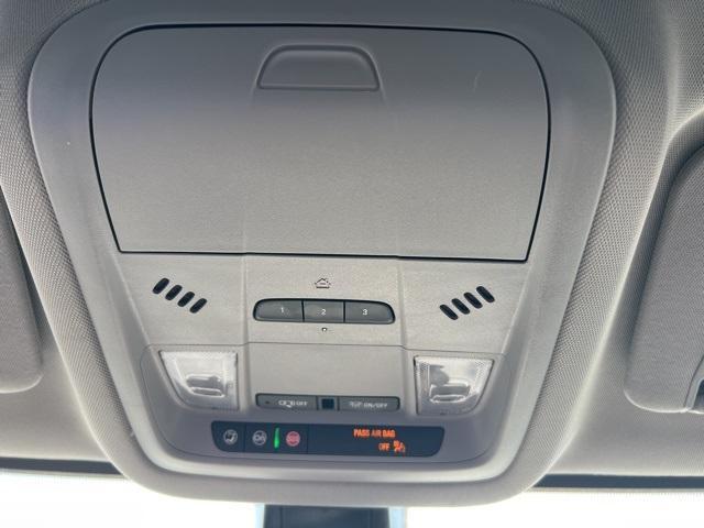 2023 GMC Acadia Vehicle Photo in GREEN BAY, WI 54304-5303