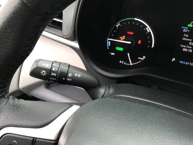 2023 Toyota Sienna Vehicle Photo in GREEN BAY, WI 54303-3330