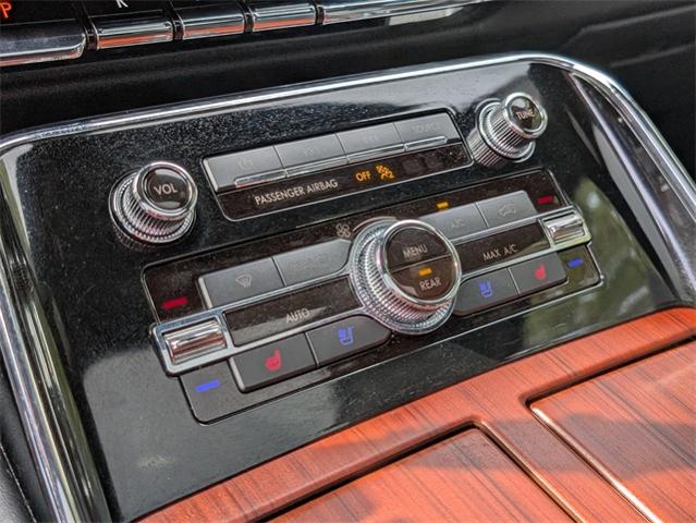 2021 Lincoln Navigator L Vehicle Photo in ENGLEWOOD, CO 80113-6708